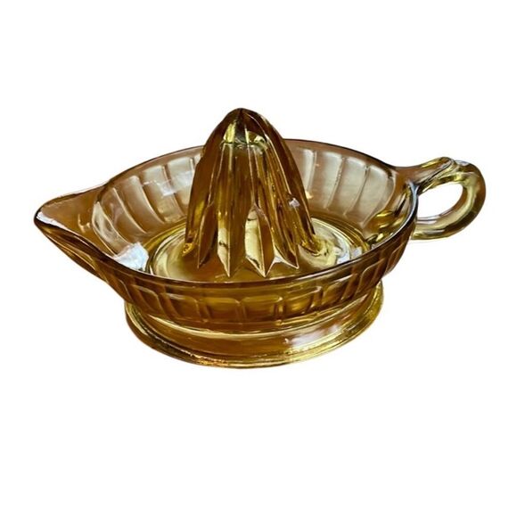 Vintage Glass Citrus Juicer Reamer Amber Depression Era - Picture 2 of 6